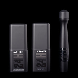 KOMEA matkakokoiset ihonhoitotuotteet miehille, kasvojen pesuaine, kasvorasva ja silmänympärysvoide yhdessä pakkauksessa.